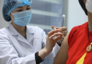 Việt Nam đẩy nhanh thử nghiệm vaccine COVID-19, tiến tới có thể cấp phép khẩn cấp