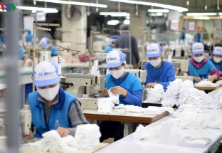 Doanh nghiệp dệt may đảm bảo năng lực sản xuất và cung ứng khẩu trang