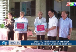 2/9: Bí thư tỉnh ủy thăm và tặng quà tại huyện Lạc Sơn và Thành phố Hòa Bình