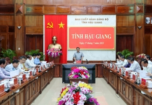 Thủ tướng Phạm Minh Chính làm việc với Ban Thường vụ Tỉnh ủy Hậu Giang