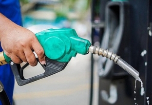 Giá xăng dầu giảm mạnh, giá hàng thiết yếu vẫn tăng, Bộ Tài chính nói gì?