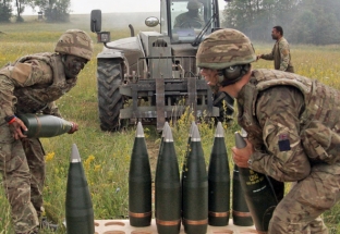 NATO cảnh báo phương Tây sắp hết đạn viện trợ cho Ukraine