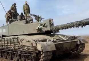 Quân sự thế giới hôm nay (11-3): Ukraine gia cố xe tăng Challenger 2, Mỹ trang bị máy bay do AI điều khiển