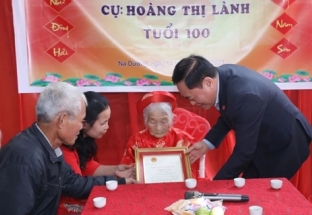 Chủ tịch nước gửi Thiếp mừng thọ đến 757 công dân tròn 100 tuổi