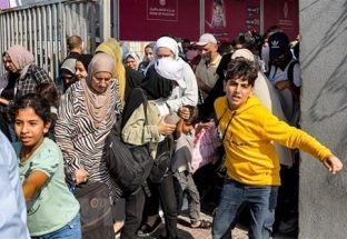 Hơn 300 người nước ngoài được sơ tán từ Gaza vào Ai Cập