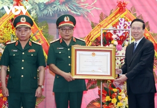 Chủ tịch nước trao Huân chương Chiến công hạng Nhất tặng Tổng cục II