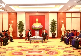 Tổng Bí thư Nguyễn Phú Trọng tiếp Thủ tướng Malaysia Anwar Ibrahim