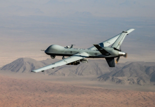 Nga xuất kích máy bay chiến đấu chặn UAV trinh sát Mỹ