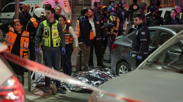 Nổ súng tại Jerusalem khiến 7 người Israel thiệt mạng